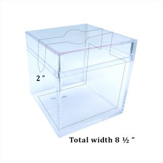 ized Cube Shaped Acrylic Container with Buttermints